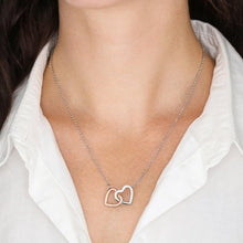 Load image into Gallery viewer, Personalized To Daughter From Mom - Interlocked Hearts Necklace
